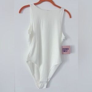 French Twist White Bodysuit Size Small NEW